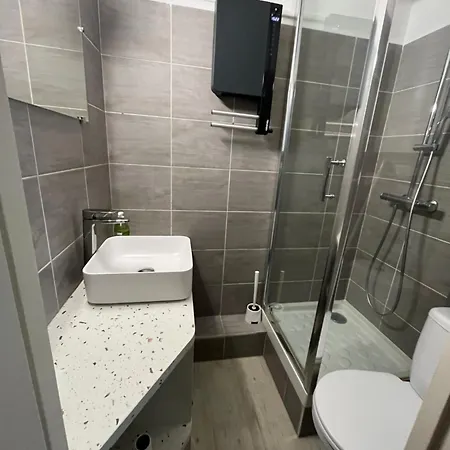 Box, Petite Studette Bord De La Baule-Escoublac