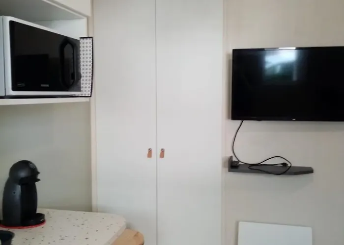 Box, Petite Studette Bord De La Baule-Escoublac