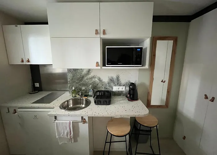 Box, Petite Studette Bord De Appartamento *